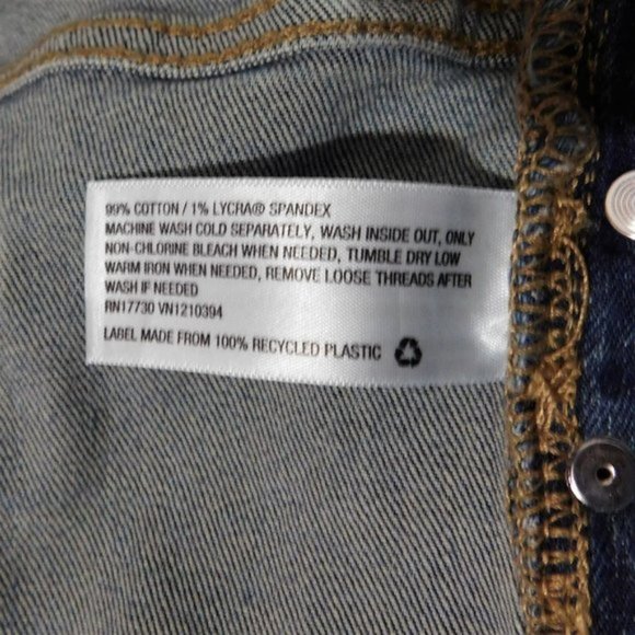 NWT Ingrid & Isabel Maternity Sleeveless Denim Sho - Picture 7 of 7